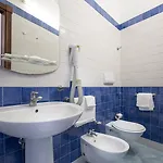 Ξενοδοχείο Il Faro 3*