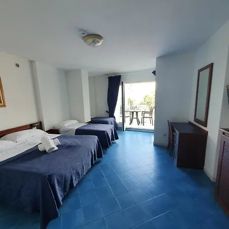 Il Faro 3* Sorrento