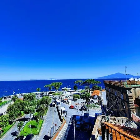 Il Faro سورينتو