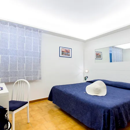 Il Faro فندق سورينتو