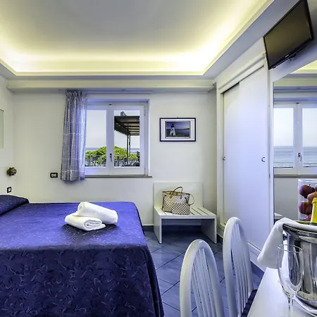 Hotel Il Faro 3*