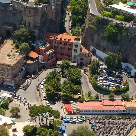 Hotel Il Faro 3*