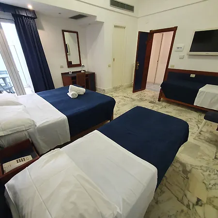 Il Faro Отель Сорренто