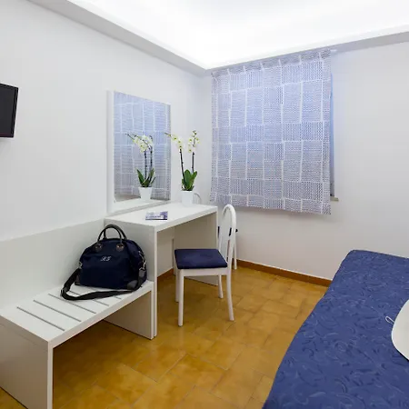 Il Faro Отель 3*