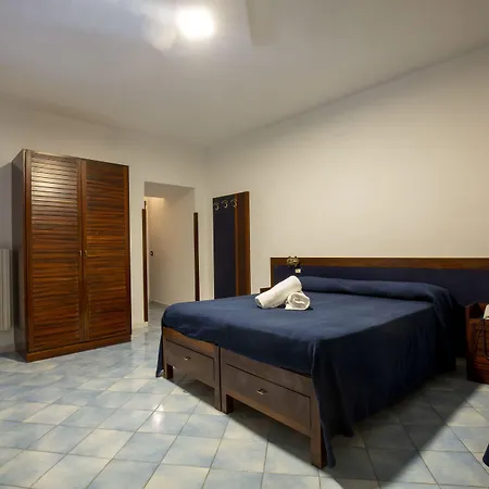 Il Faro Отель 3*